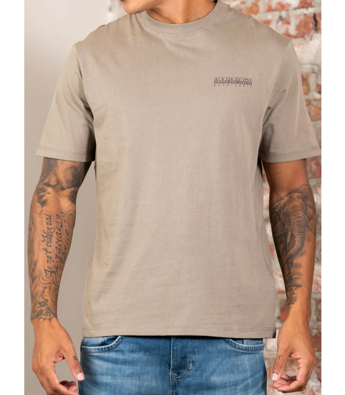Back graphic t-shirt - fallen rock