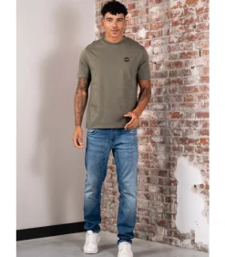 Badge t-shirt- tea leaf