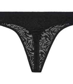 Free cut lace - string