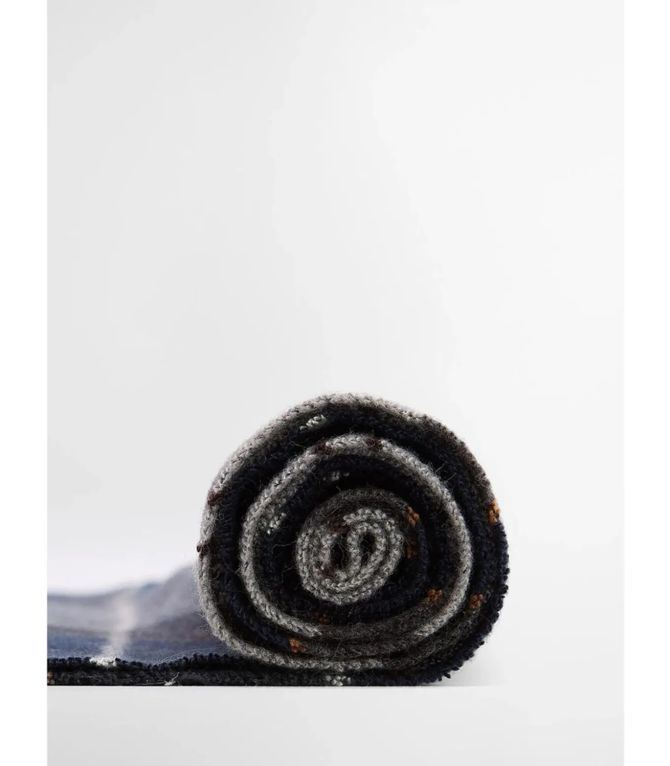 Galingale tartan scarf - grey midnight tartan