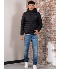 Hooded insulated jacket - black