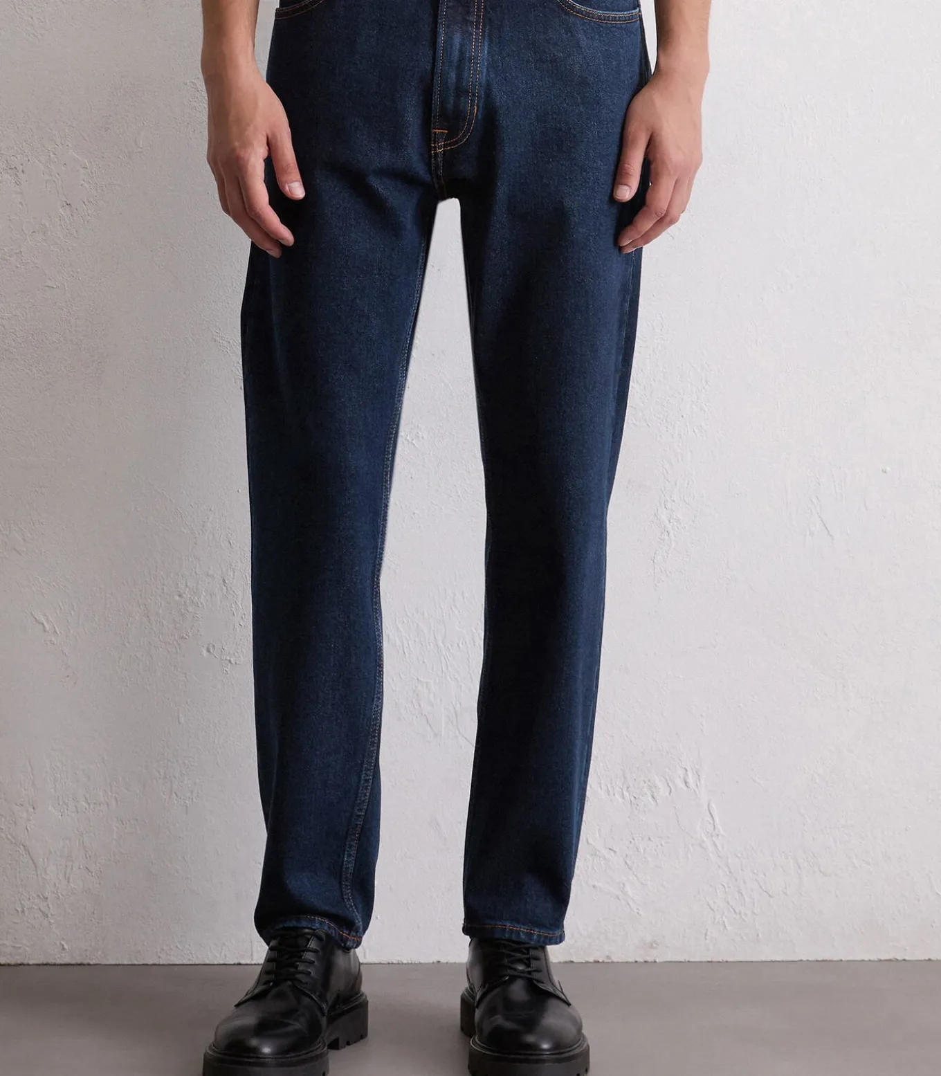 Jeans model Accilo taps toelopend