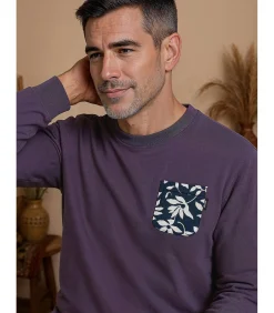 Marineblauwe herensweater met bloemenzakje
