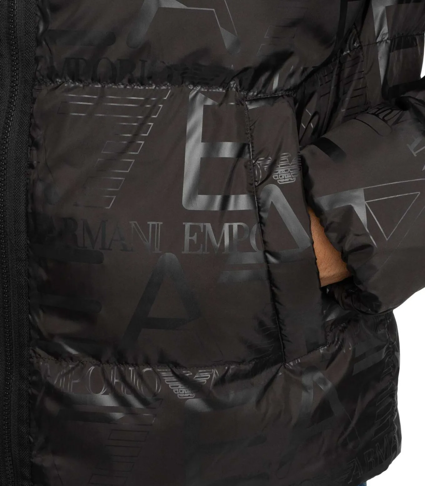 Mountain Polar Down Logo-Jack