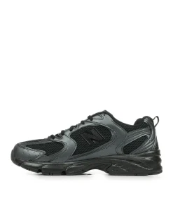 Sneakers 530