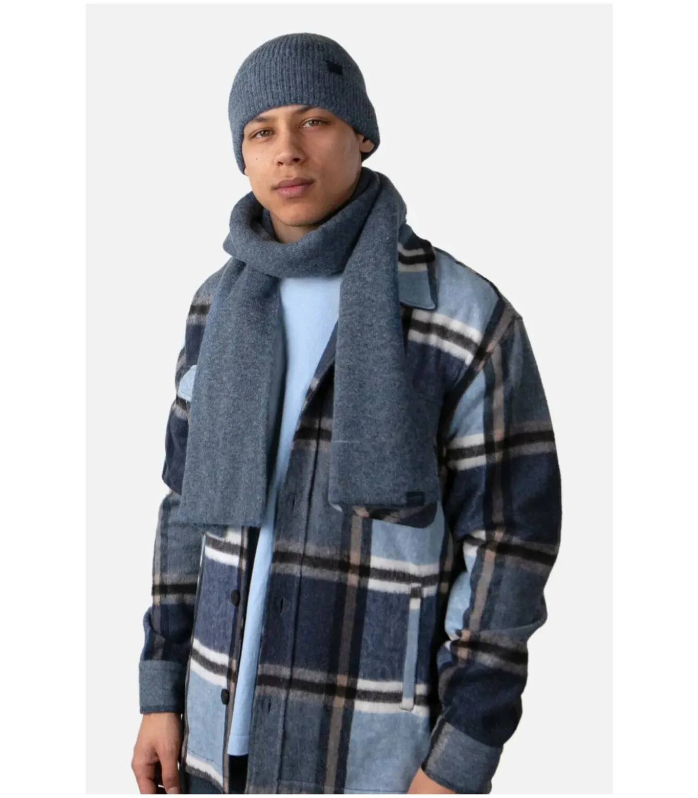 Willian Sjaal Blauw